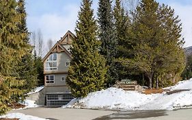 Alpine Greens 8 | Bright Townhome Near Blackcomb, Walk Or Shuttle To Skiing, Secure Parking